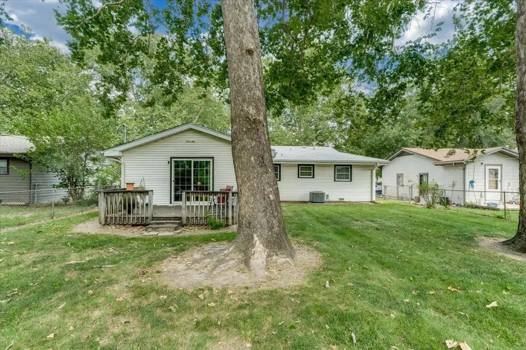 3415 S Bonn Wichita KS 67217