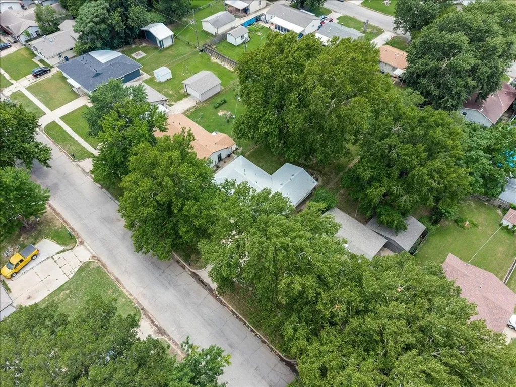 3415 S Bonn Wichita KS 67217