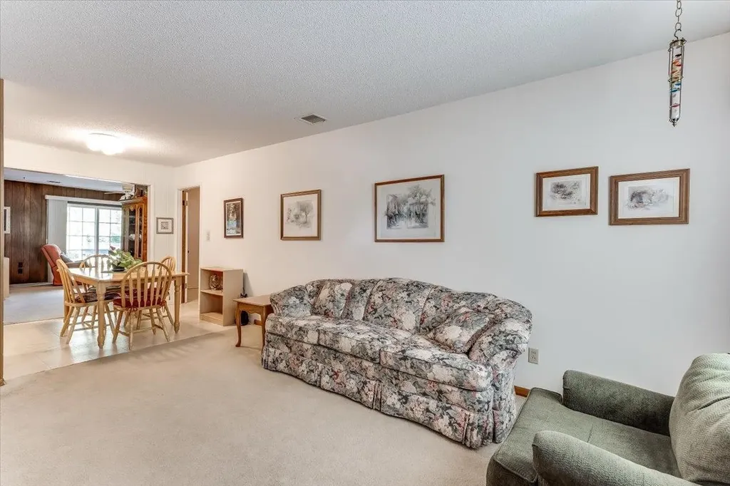 3415 S Bonn Wichita KS 67217