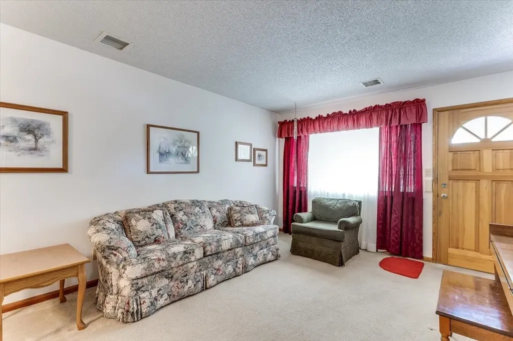 3415 S Bonn Wichita KS 67217