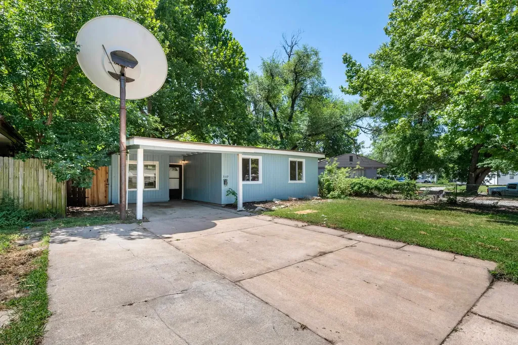 3109 S Alpine Avenue Wichita KS 67216