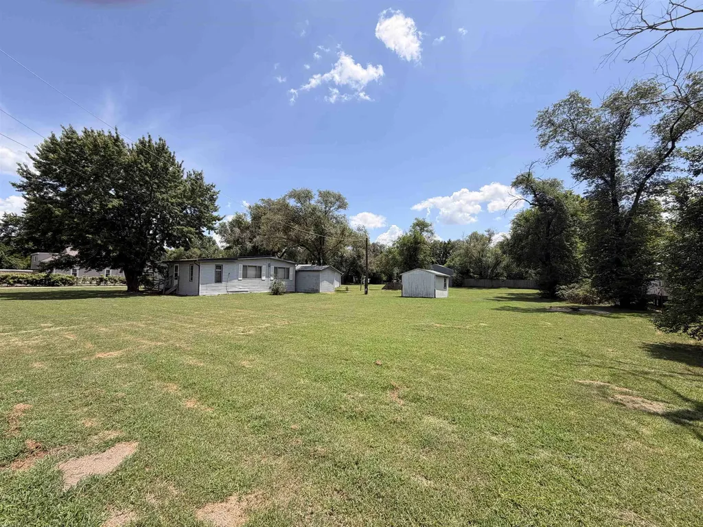 739 W 55th Wichita KS 67217