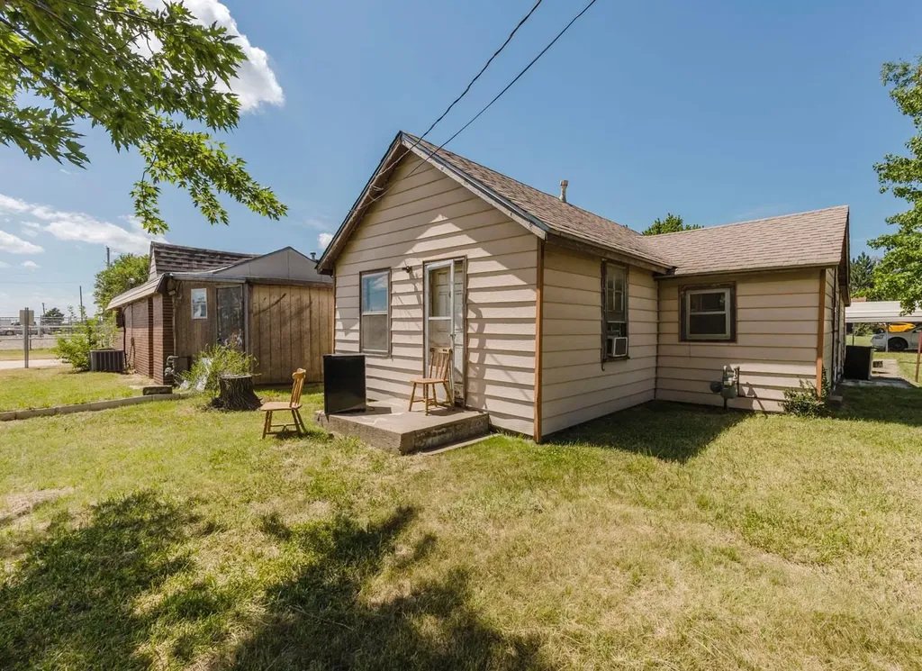 1610 W 6th El Dorado KS 67042