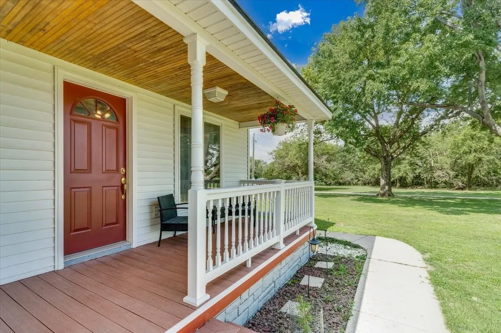10809 W 95th Street S Clearwater KS 67026