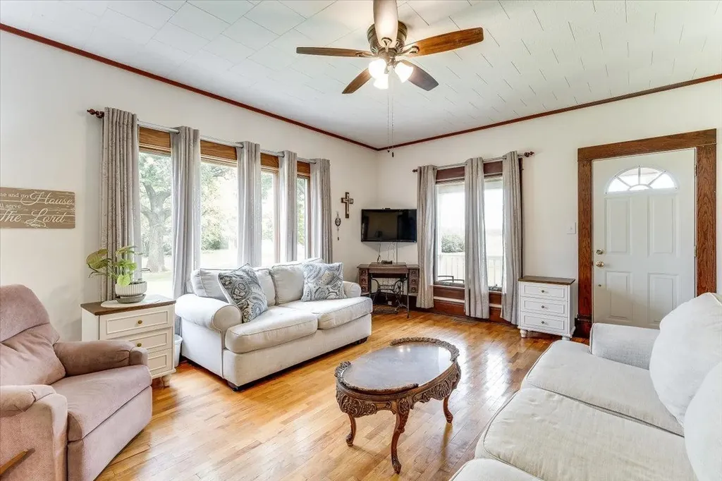 10809 W 95th Street S Clearwater KS 67026