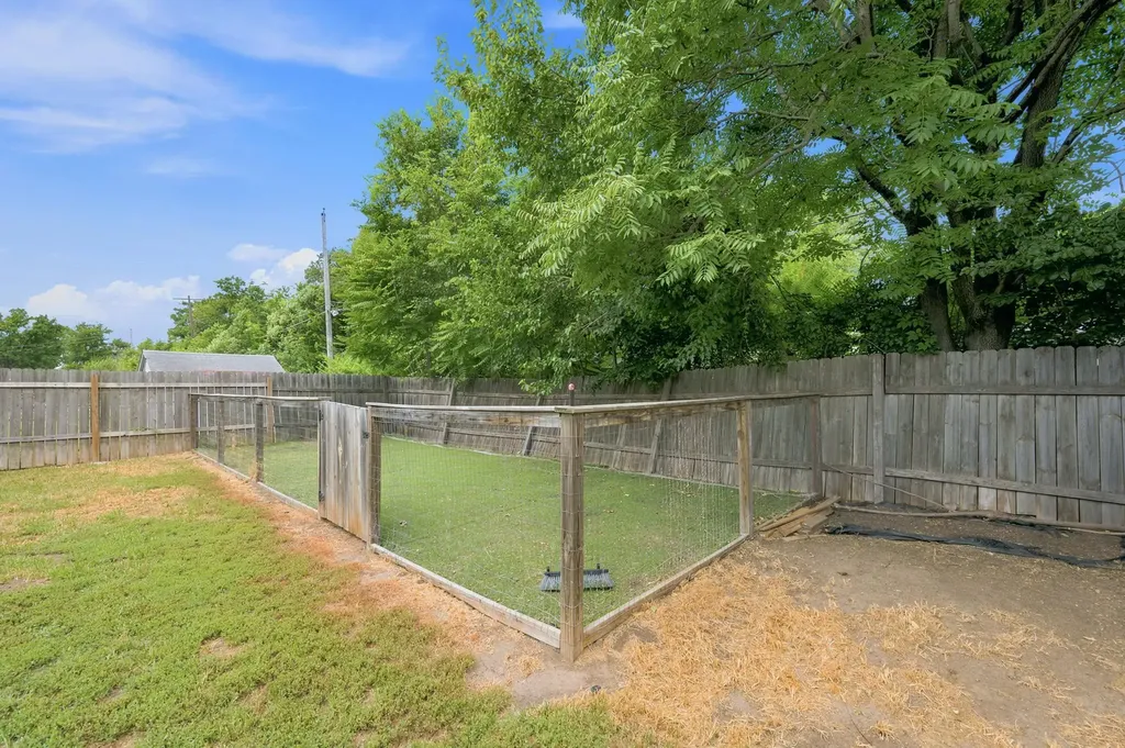 520 W Blake Street Wichita KS 67213