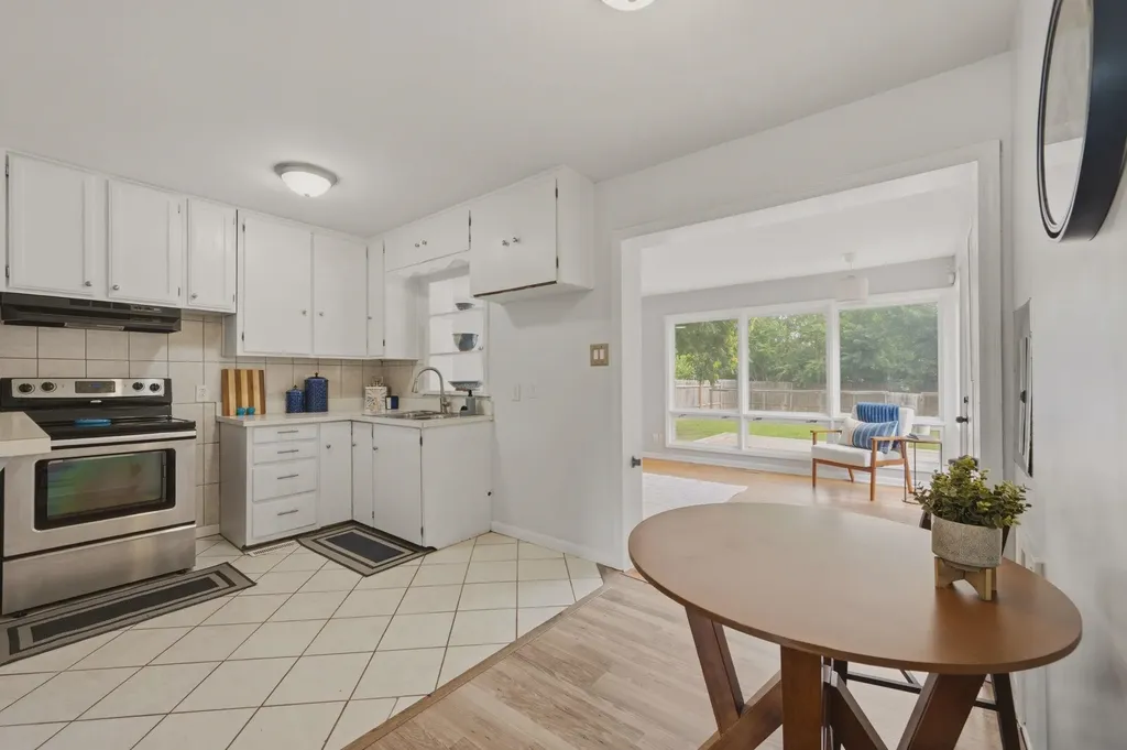 520 W Blake Street Wichita KS 67213
