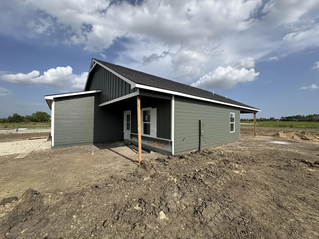 9233 Melissa Avenue Bel Aire KS 67226