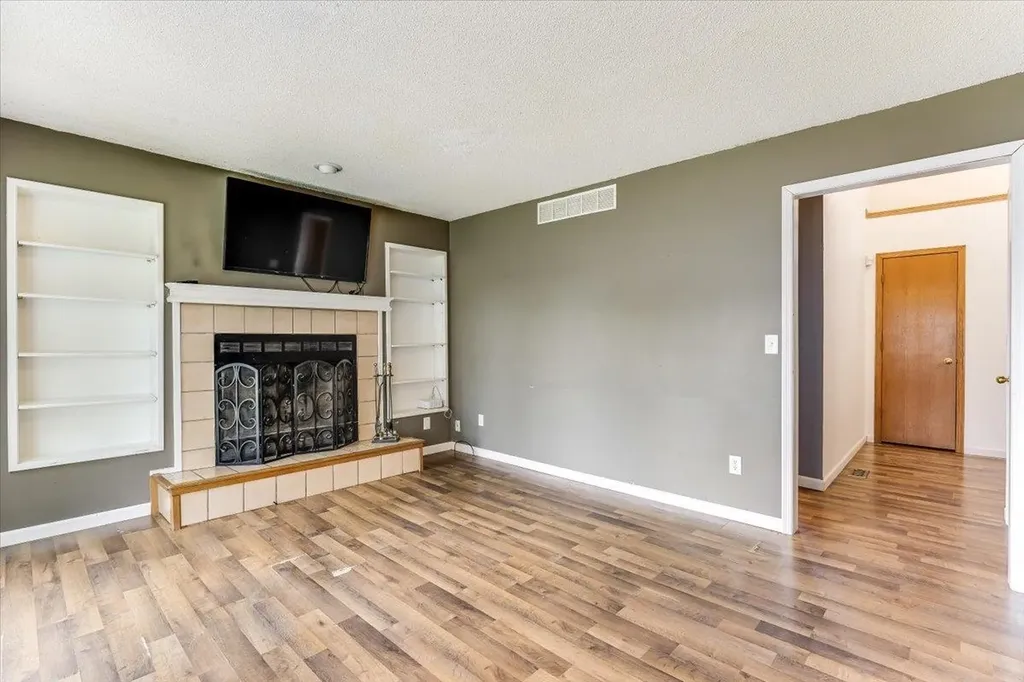 416 E School Street Rose Hill KS 67133