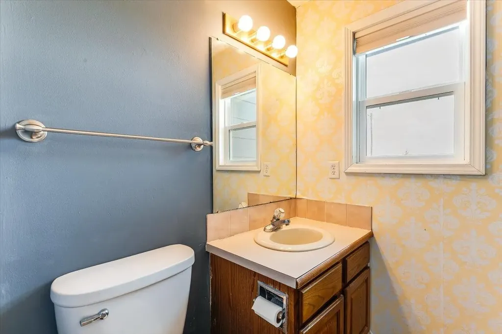 416 E School Street Rose Hill KS 67133