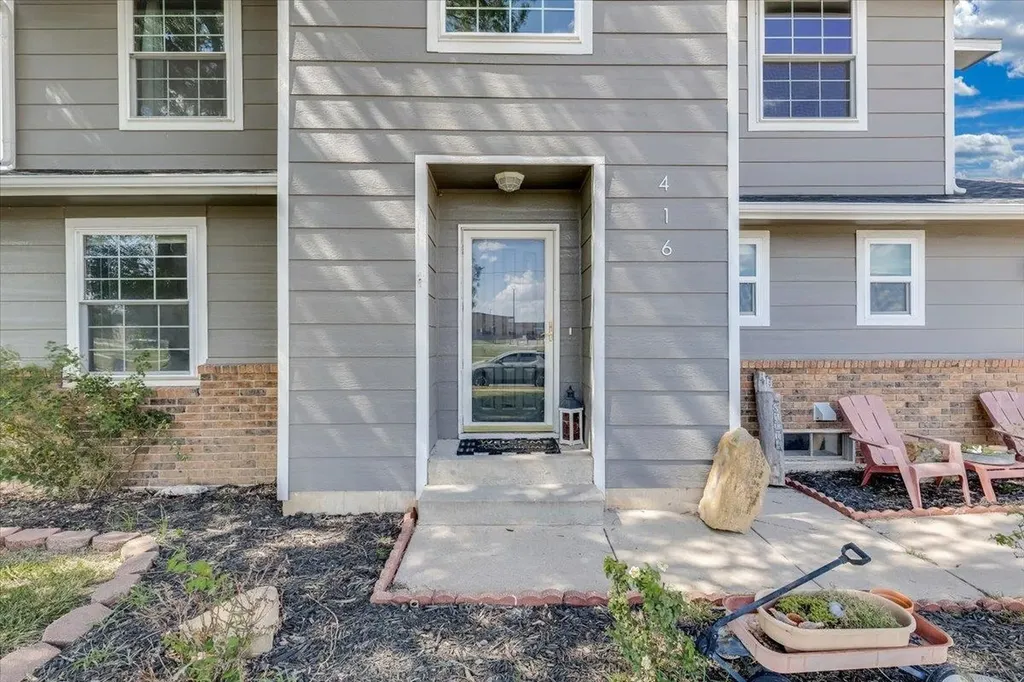 416 E School Street Rose Hill KS 67133