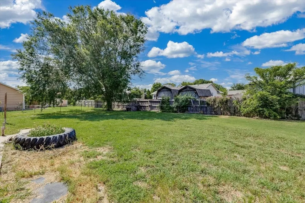 416 E School Street Rose Hill KS 67133