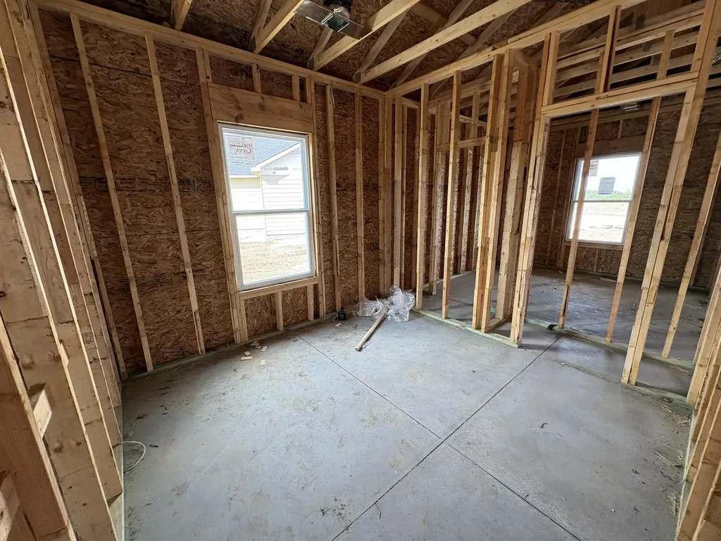 5701 Plumthicket Street Bel Aire KS 67226
