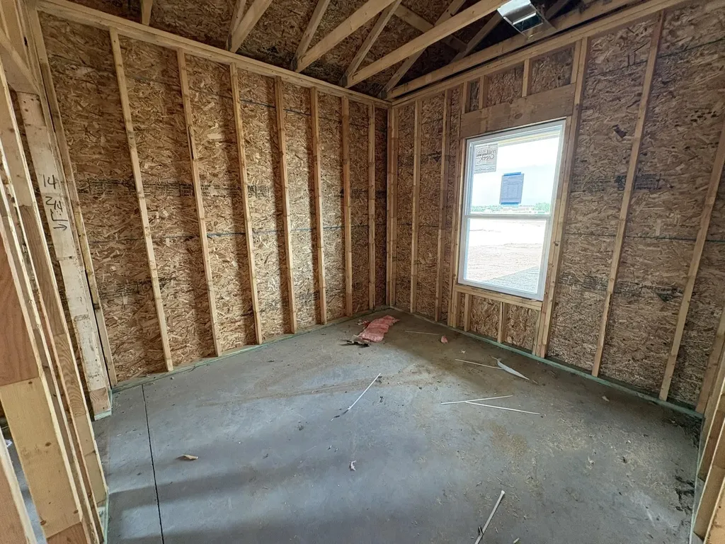 5701 Plumthicket Street Bel Aire KS 67226