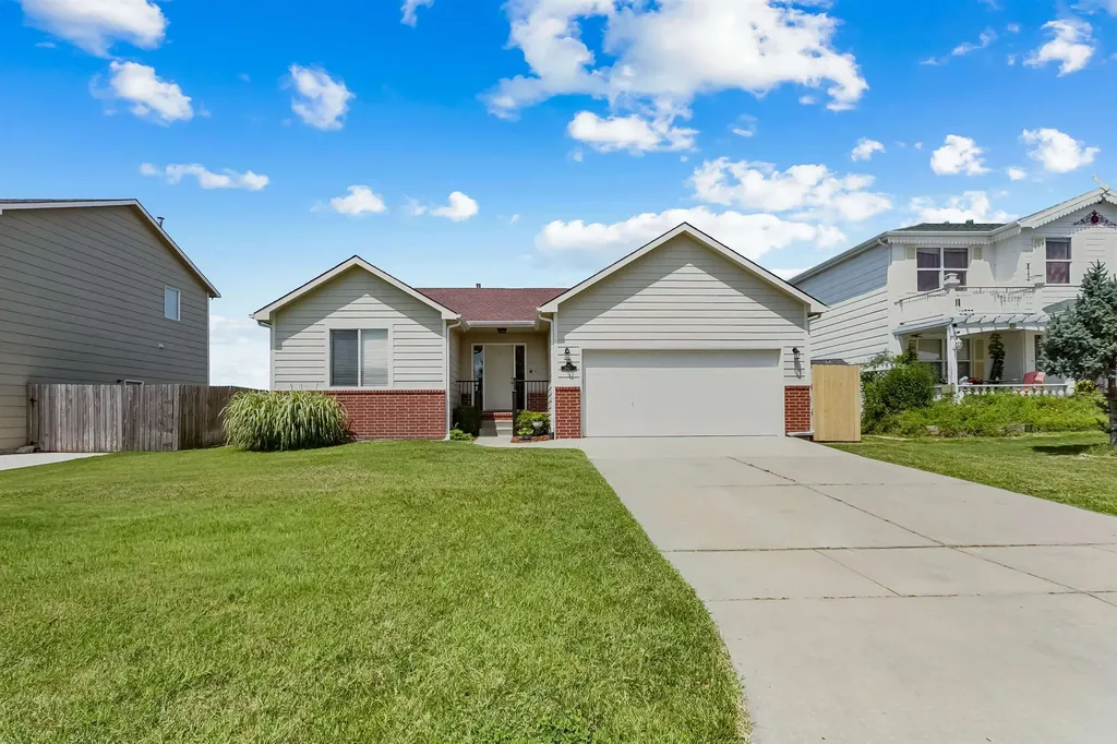 10621 E Fawn Grove Street Wichita KS 67201