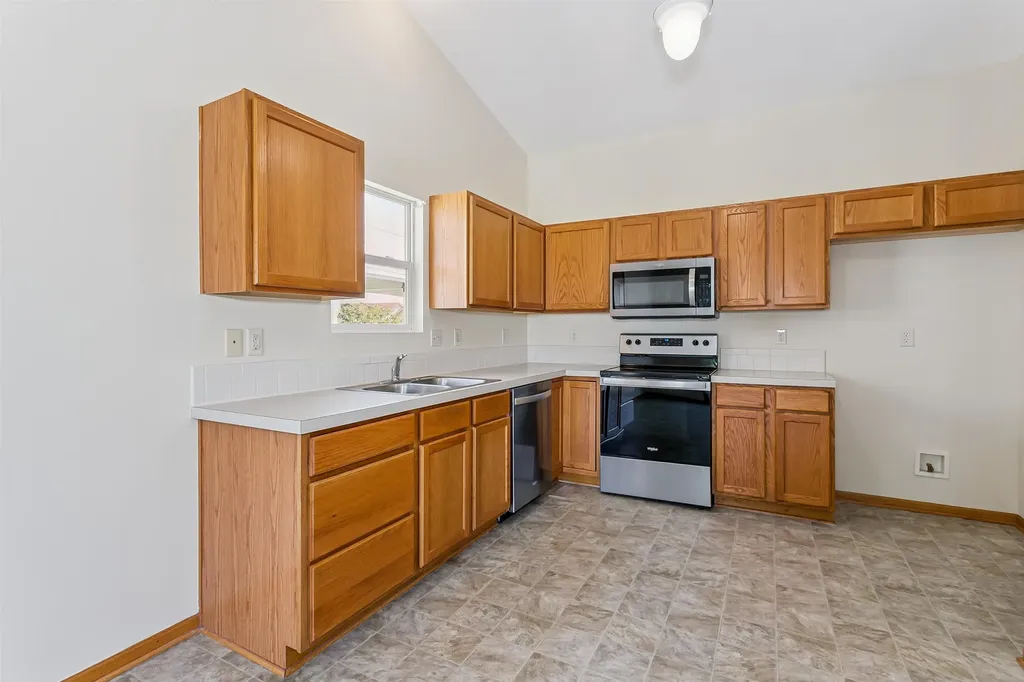 10621 E Fawn Grove Street Wichita KS 67201