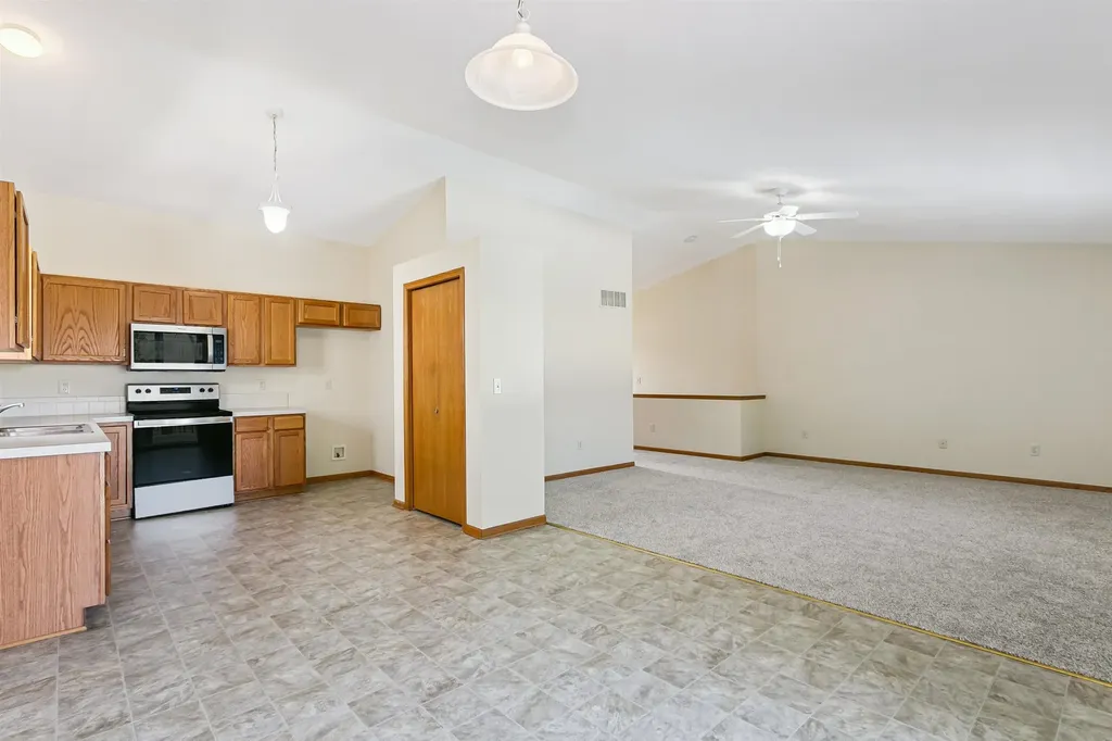 10621 E Fawn Grove Street Wichita KS 67201