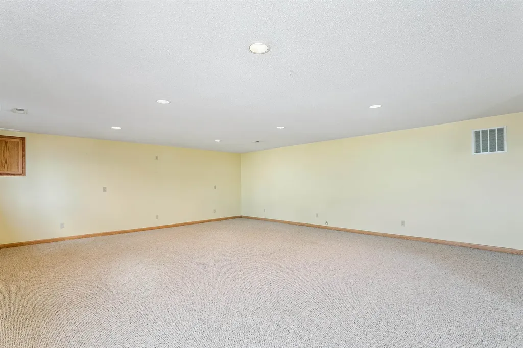 10621 E Fawn Grove Street Wichita KS 67201