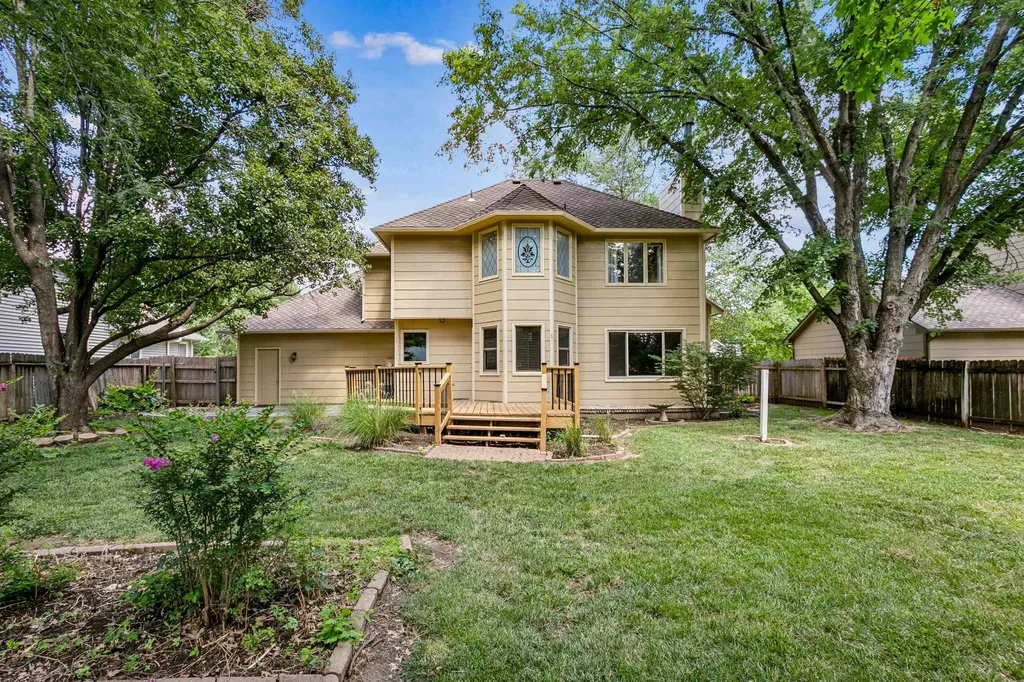 229 N Shefford Street Wichita KS 67212