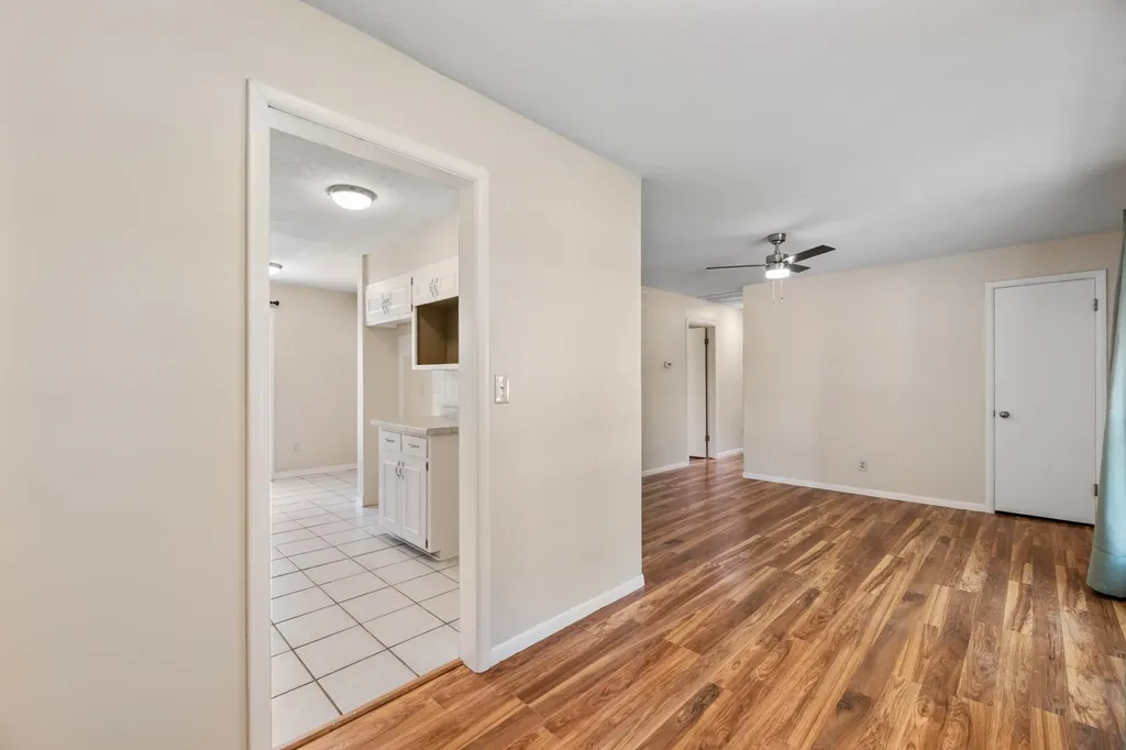 3236 S Bonn Avenue Wichita KS 67217