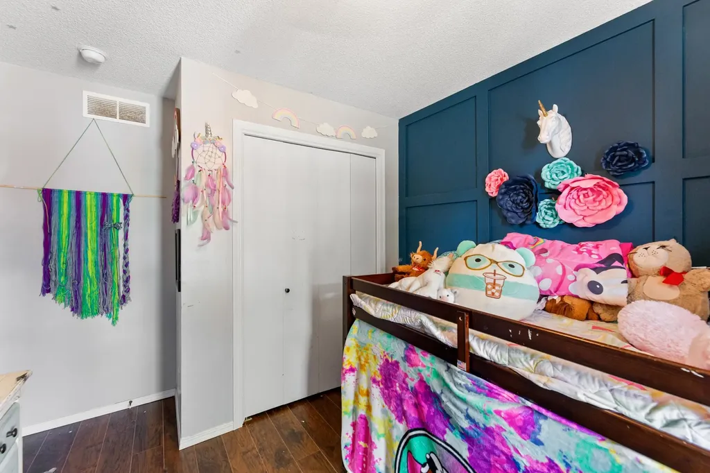 605 Clover Lane Hesston KS 67062
