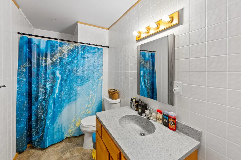 605 Clover Lane Hesston KS 67062