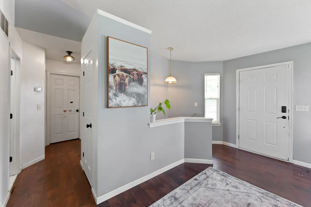 605 Clover Lane Hesston KS 67062