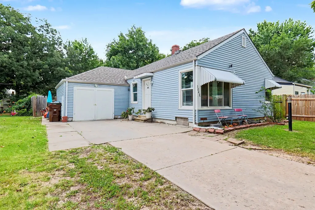1048 N Pershing Street Wichita KS 67208
