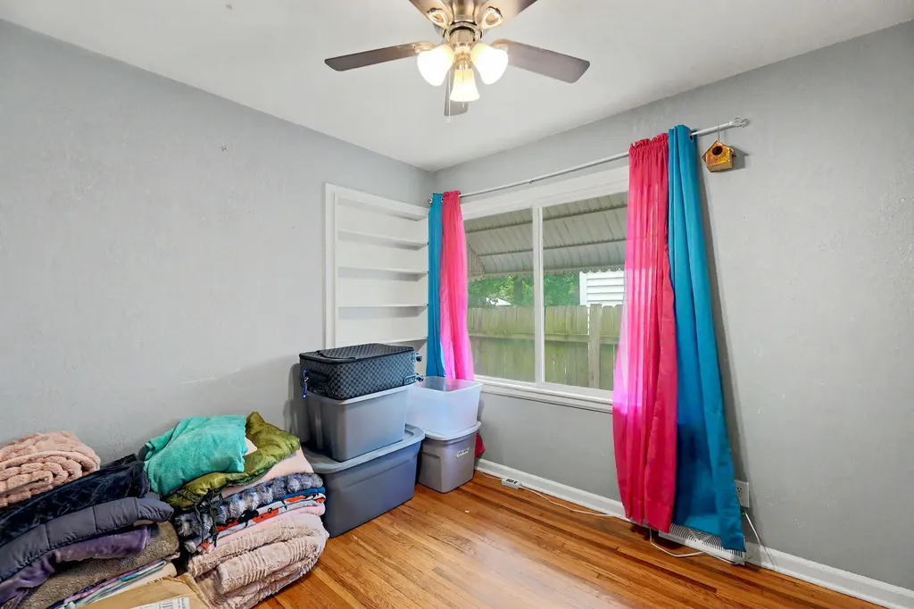 1048 N Pershing Street Wichita KS 67208
