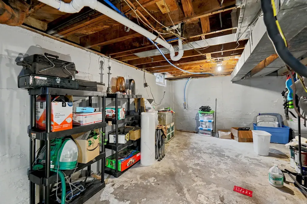 1048 N Pershing Street Wichita KS 67208