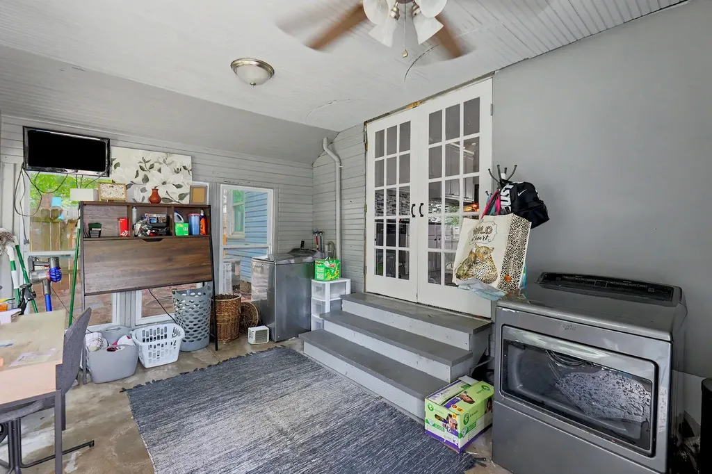 1048 N Pershing Street Wichita KS 67208