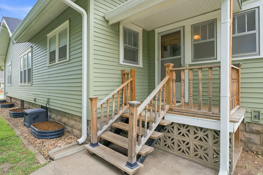300 N Meridian Avenue Valley Center KS 67147-2505