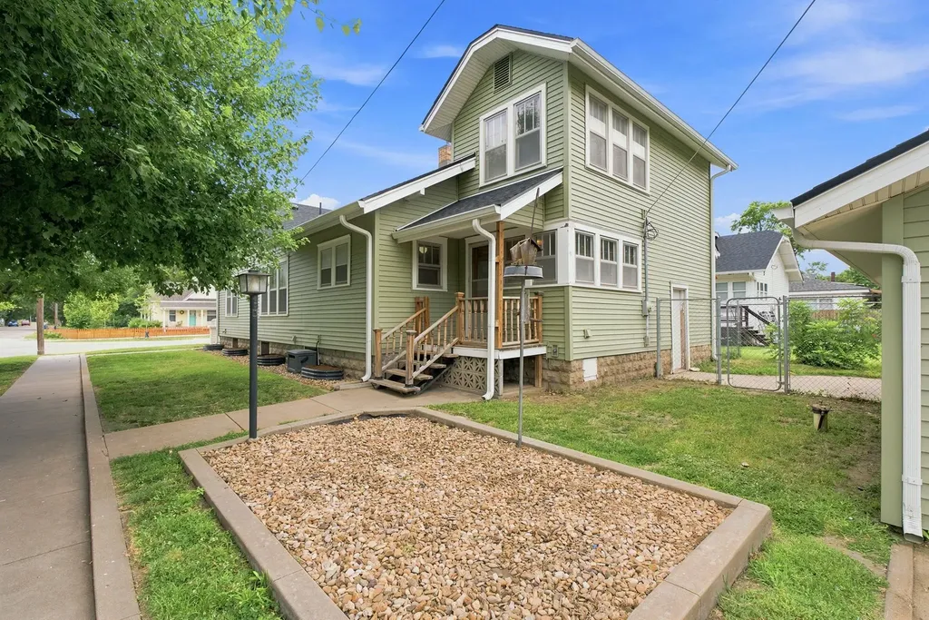 300 N Meridian Avenue Valley Center KS 67147-2505