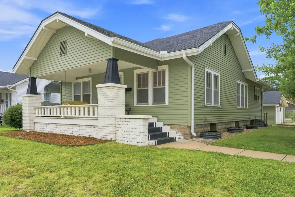 300 N Meridian Avenue Valley Center KS 67147-2505