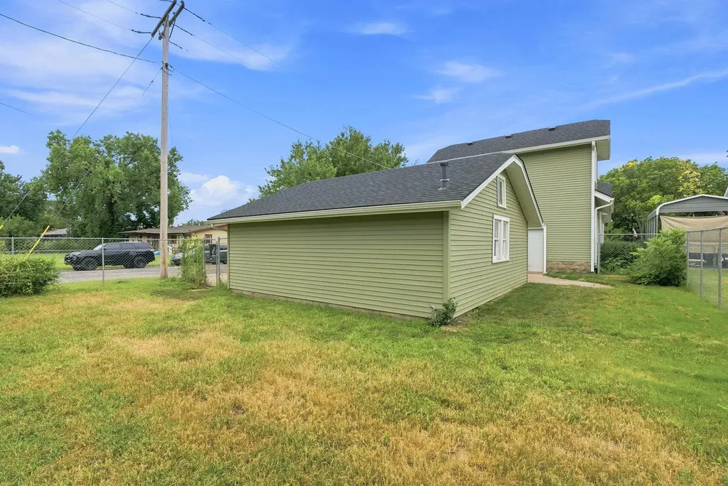 300 N Meridian Avenue Valley Center KS 67147-2505
