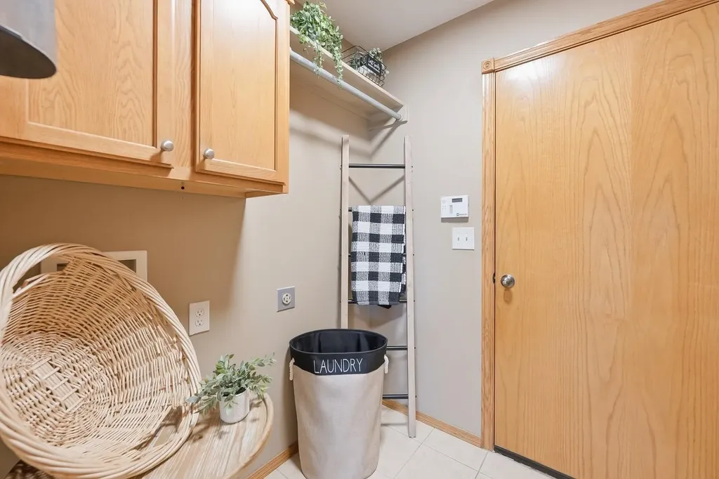 1025 S Glenmoor Street Wichita KS 67207