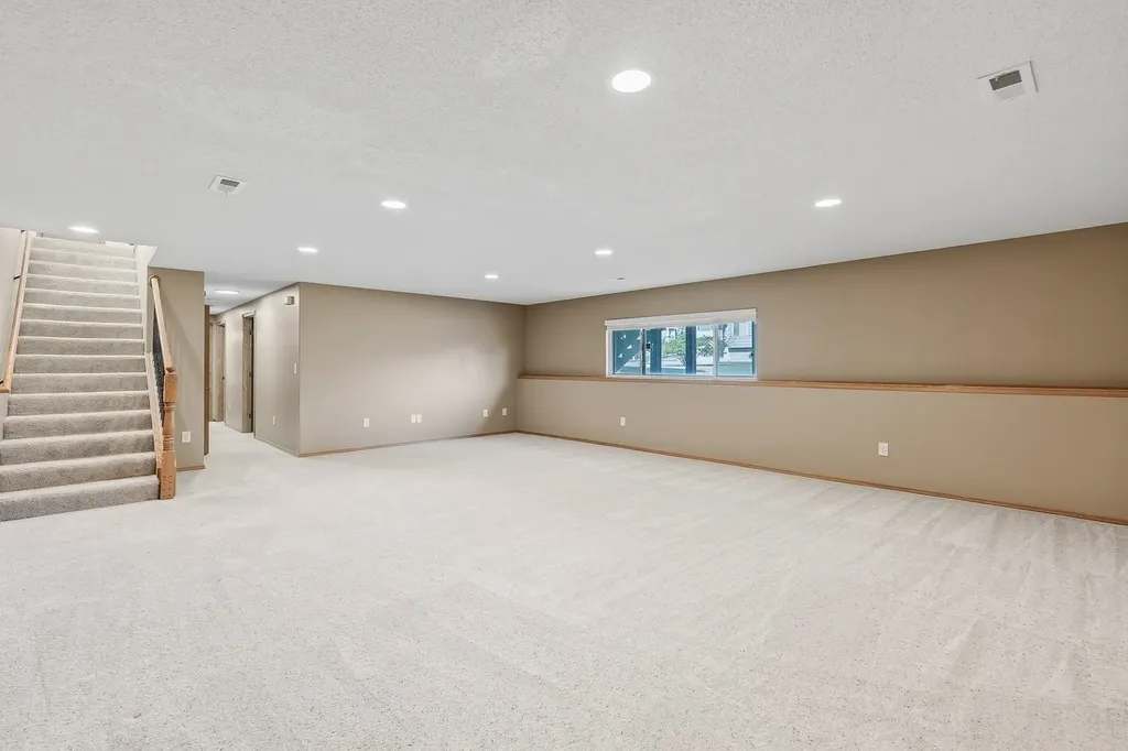1025 S Glenmoor Street Wichita KS 67207