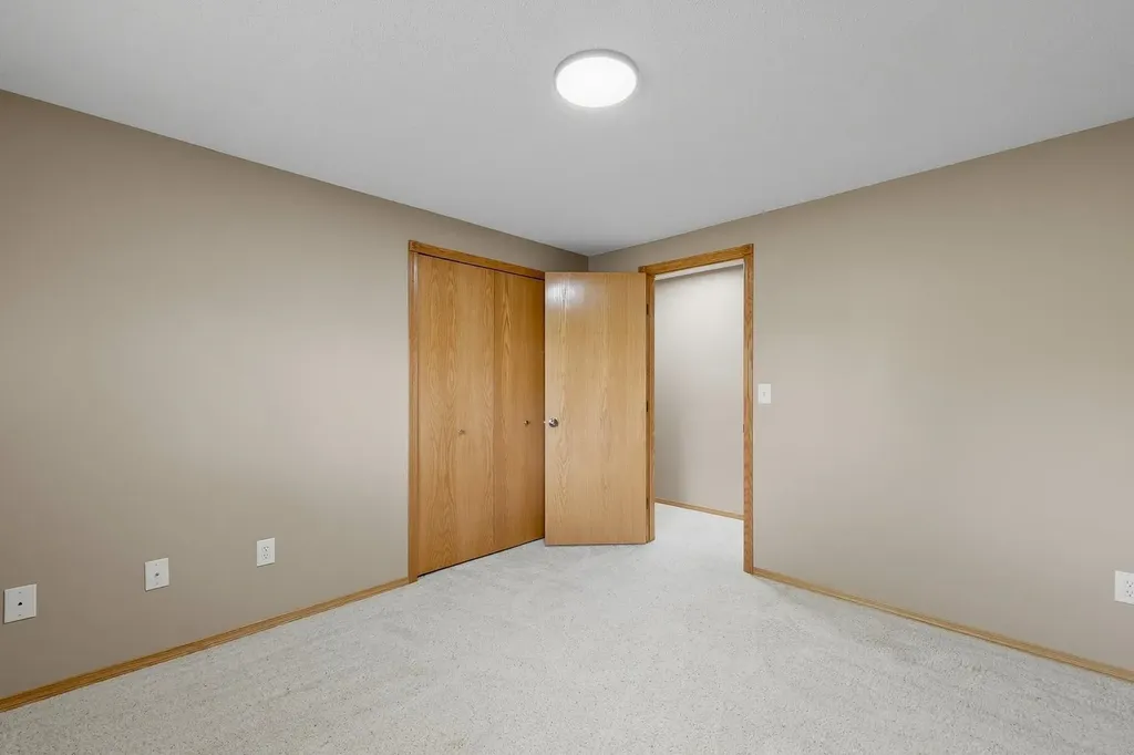 1025 S Glenmoor Street Wichita KS 67207