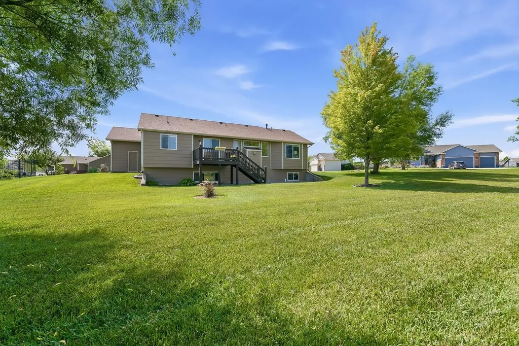 1025 S Glenmoor Street Wichita KS 67207