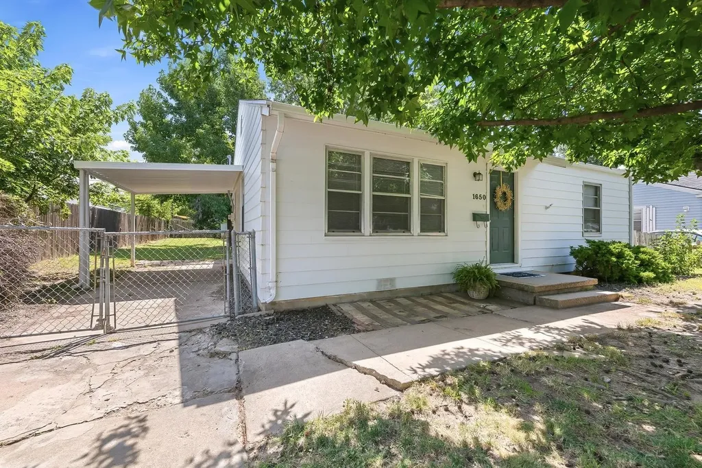 1650 N High Street Wichita KS 67203