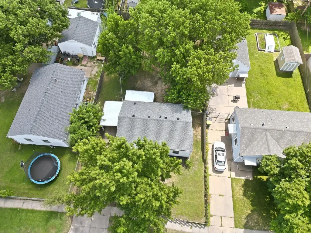 1650 N High Street Wichita KS 67203