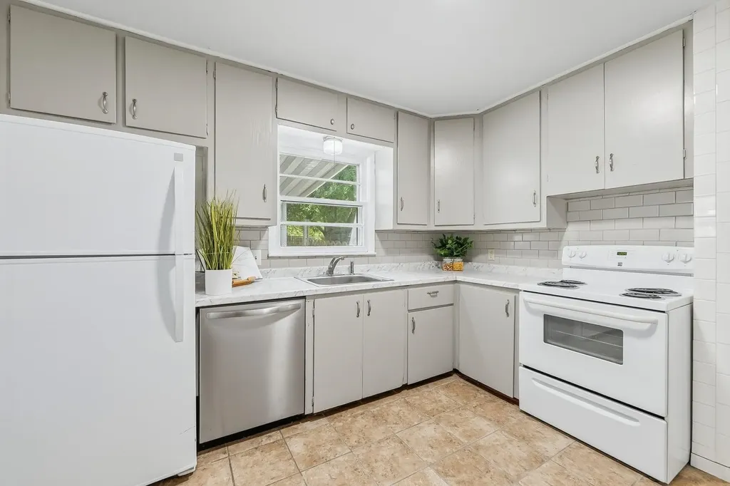 1650 N High Street Wichita KS 67203