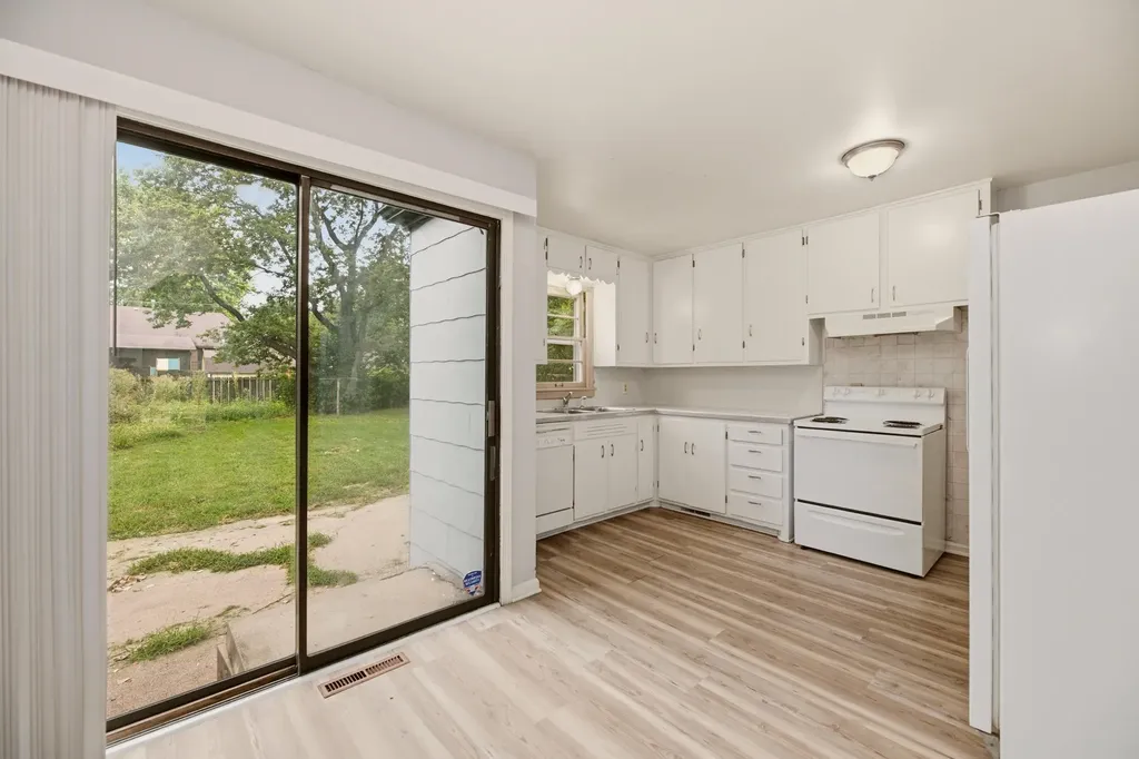 1837 N St Paul Wichita KS 67203