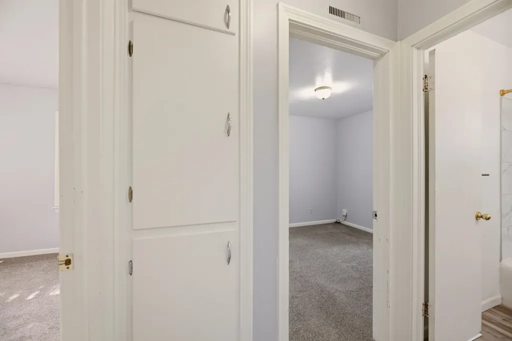 1837 N St Paul Wichita KS 67203