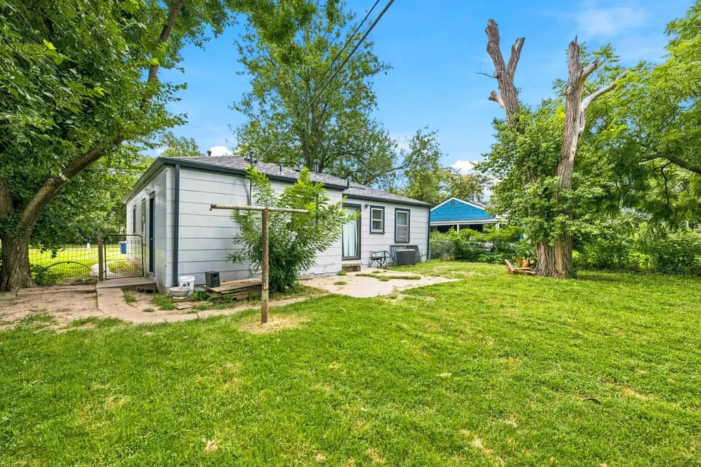 1837 N St Paul Wichita KS 67203