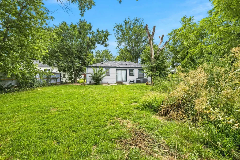 1837 N St Paul Wichita KS 67203