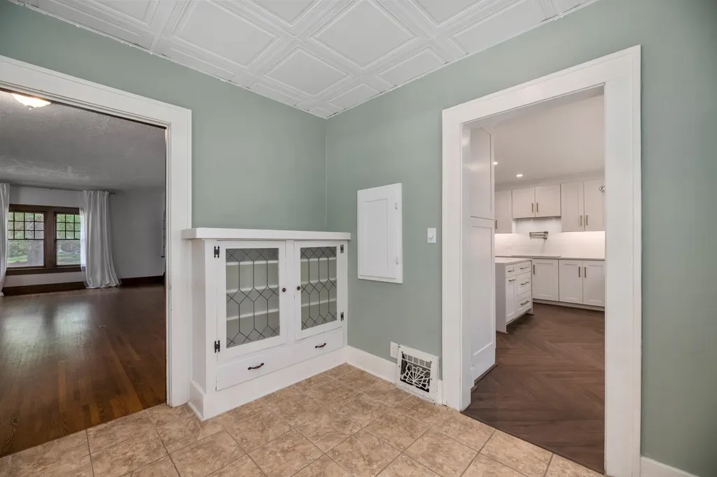 402 N Fountain Avenue Wichita KS 67208