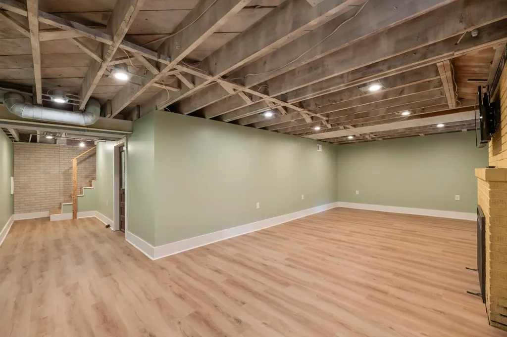 402 N Fountain Avenue Wichita KS 67208