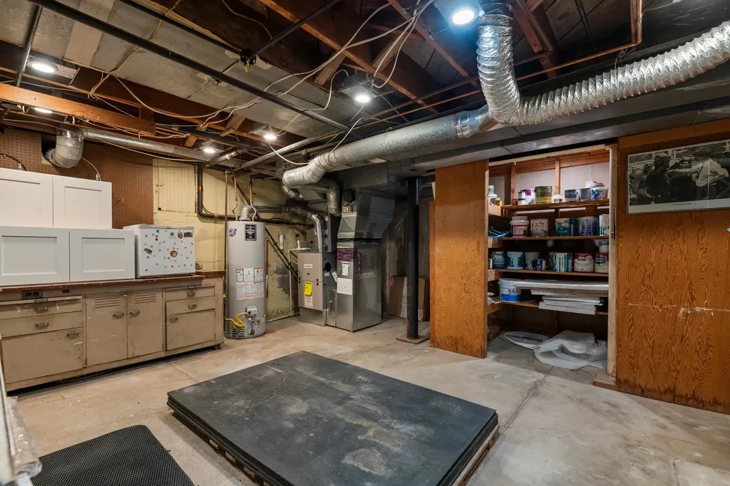 402 N Fountain Avenue Wichita KS 67208