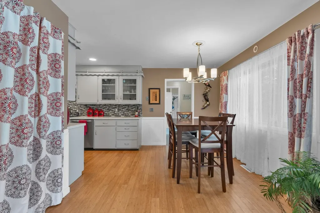 8923 W 11th Wichita KS 67212